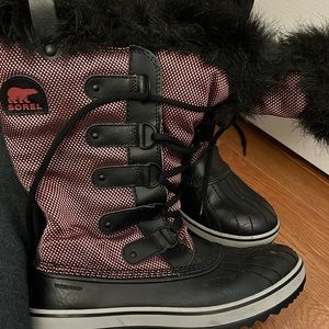 Sorel water proof snow boots